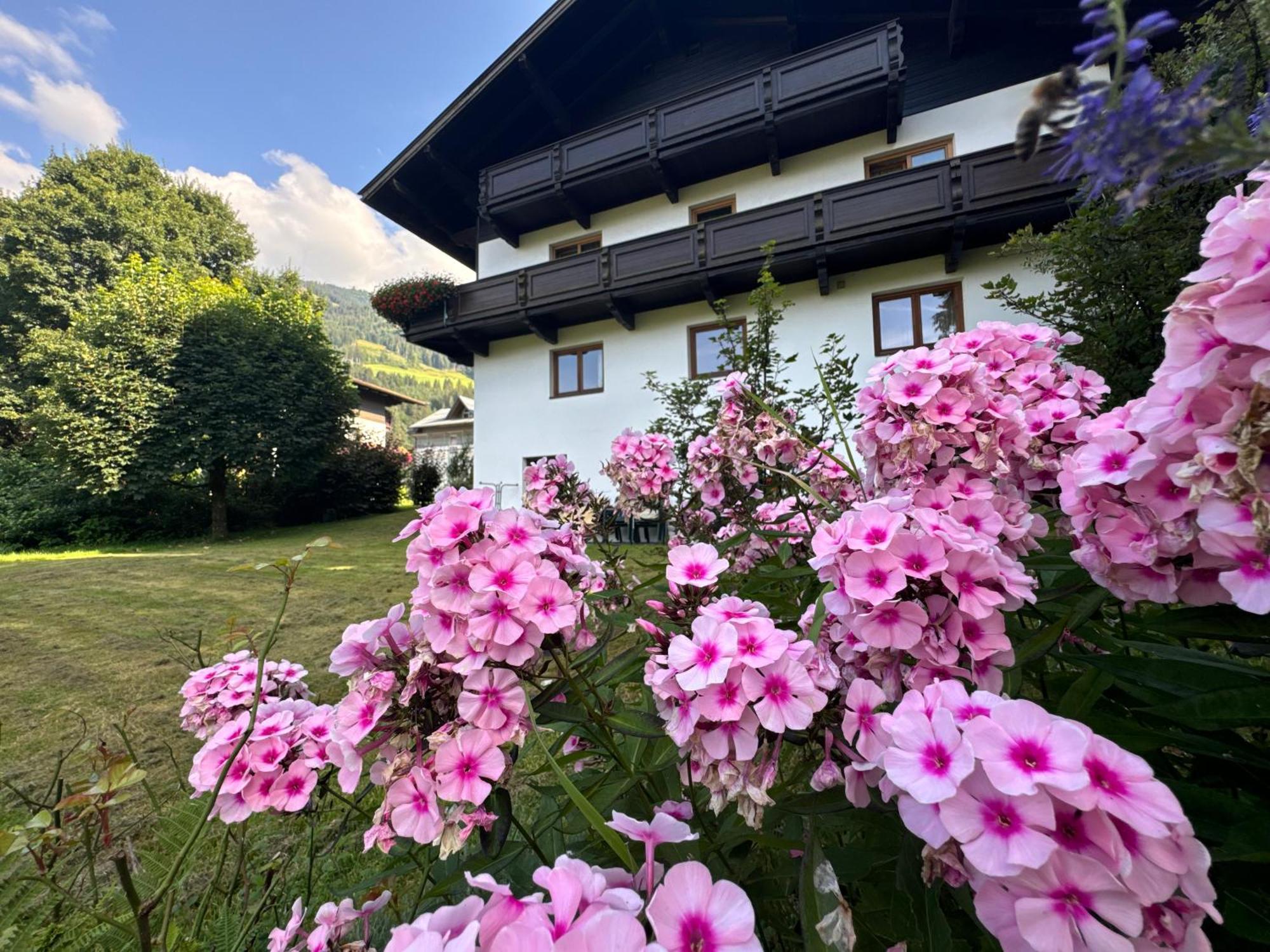 Das Dorfgefuehl Pension Westendorf Exterior photo